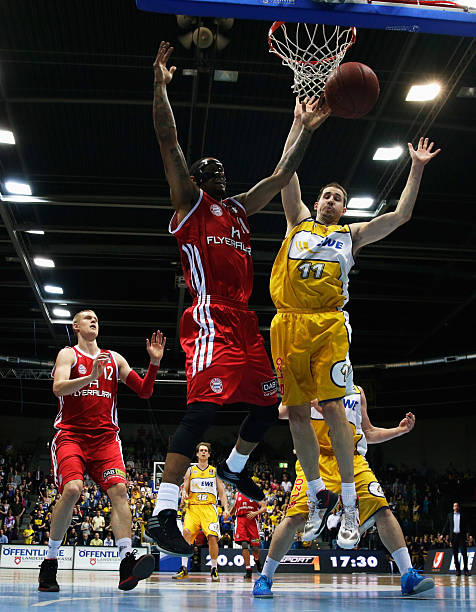 使他在35 使他在35