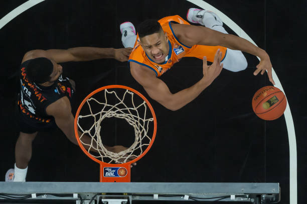 BA联赛任 BA联赛任